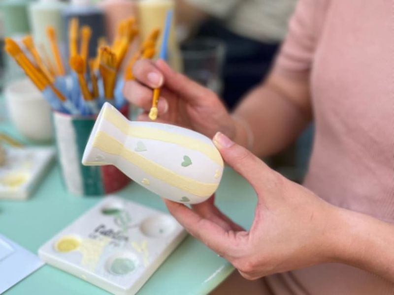 Billet Atelier peinture sur céramique & goûter à Paris 3ème
