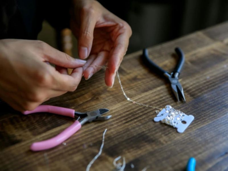 Billet Atelier Fabrication de bijoux et apéro à Fabrègues (34)