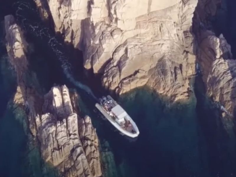 Billet Découverte des calanques de Piana en bateau depuis Porto