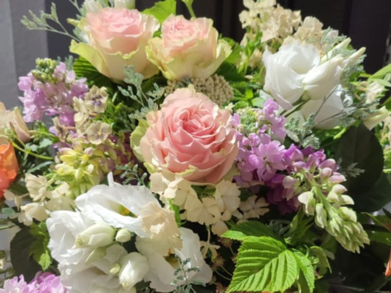 Billet Atelier composition florale à thème à Brie-Comte-Robert (77)