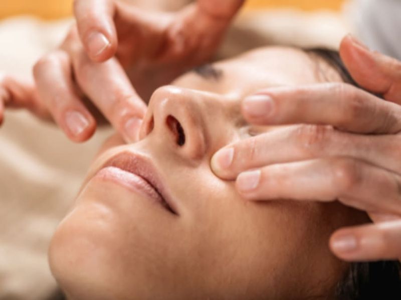 Billet Massage du visage anti-âge à Hyères (83)