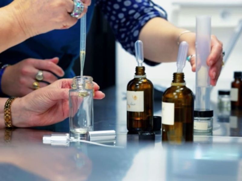 Billet Atelier création d'un parfum à Chambéry (73)