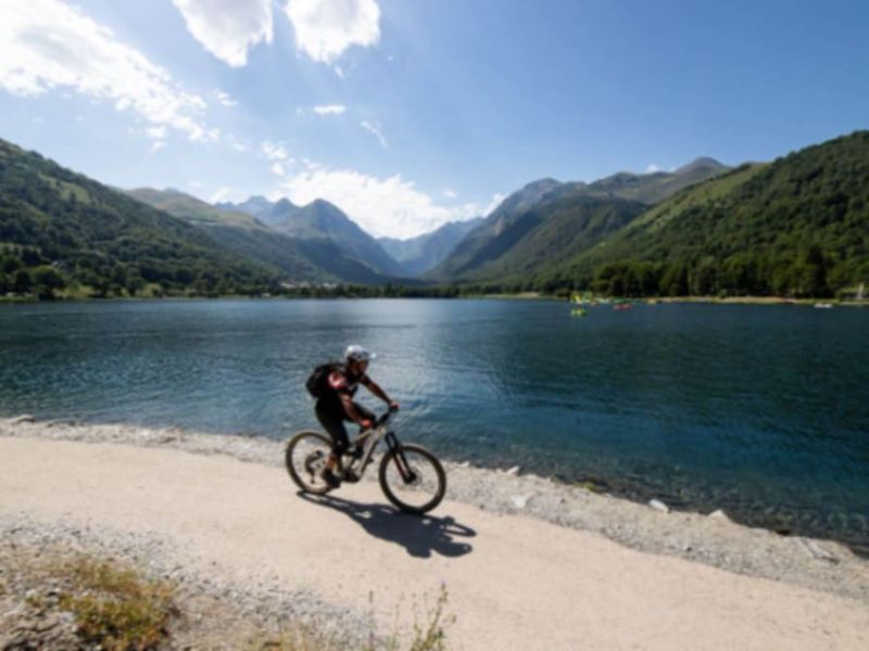 Billet Tour  VTT Enduro électrique avec un moniteur à Loudenvielle (65)