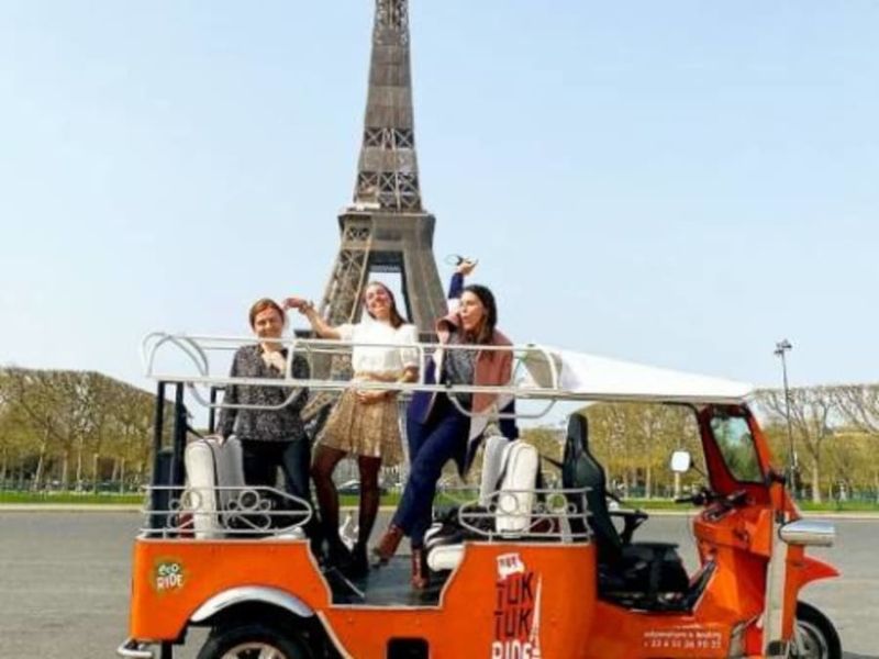 Billet Visite en TukTuk électrique de Paris Champs-Elysées Tour Eiffel