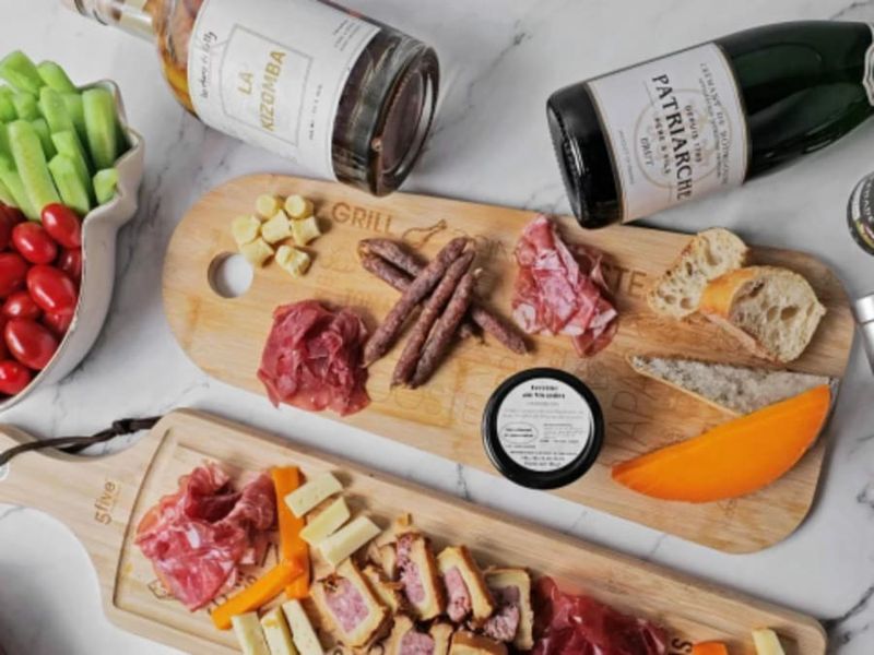 Billet Dégustation vins, fromages & charcuterie à Lyon (69)