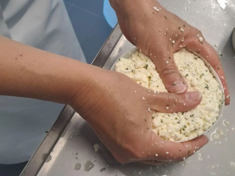 Billet Atelier fabrication de fromage à Rennes (35)