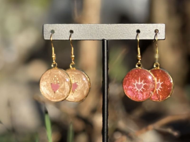 Billet Atelier création de bijoux en résine près de Lyon (69)