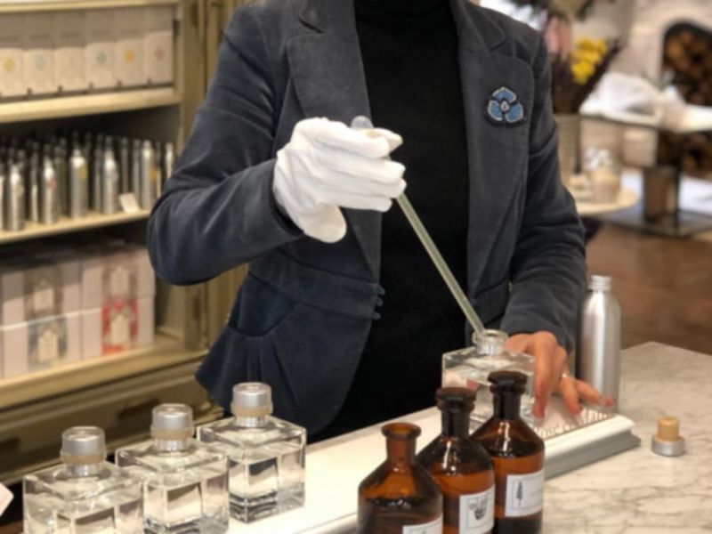 Billet Atelier création de parfum d'intérieur à Aix-en-Provence (13)