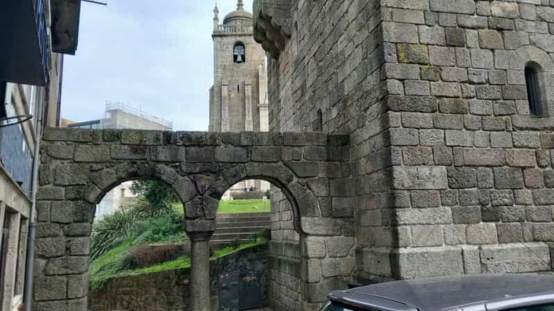 Billet Centre historique de Porto : visite à pied en petit groupe et cathédrale