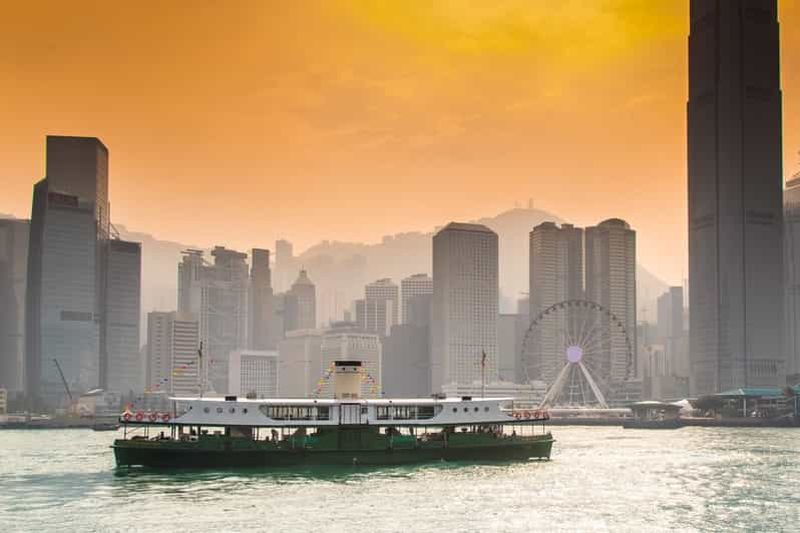 Billet Hong Kong : croisière en Star Ferry dans le port de Victoria au coucher du soleil