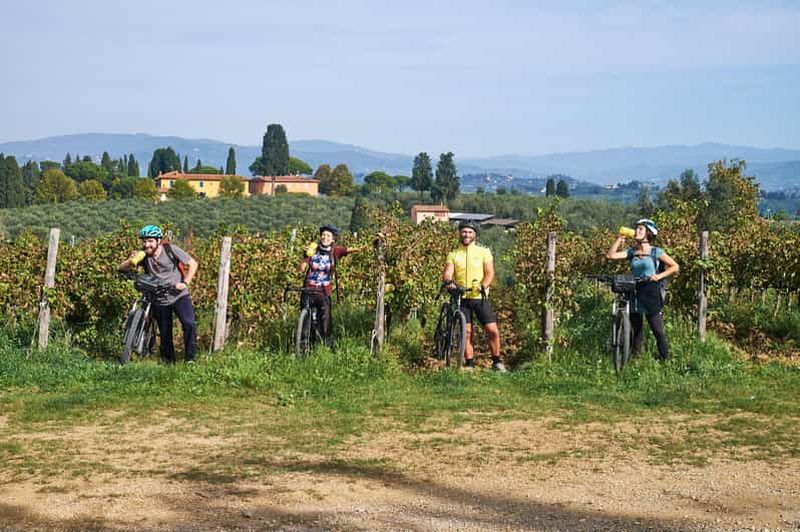 Billet Florence : excursion en vélo électrique dans le Chianti avec déjeuner toscan et visite d'un vignoble