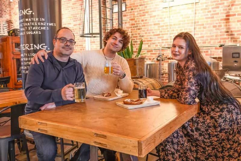 Billet Toronto : visite guidée avec dégustation de bières et de fromages dans le quartier Distillery District
