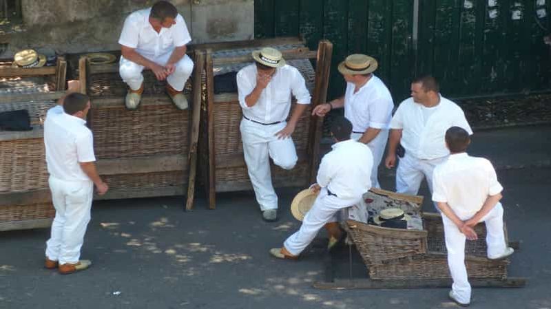 Billet Au départ de Funchal : visite de la vallée des Nouvelles, du Monte et balade en traîneau.