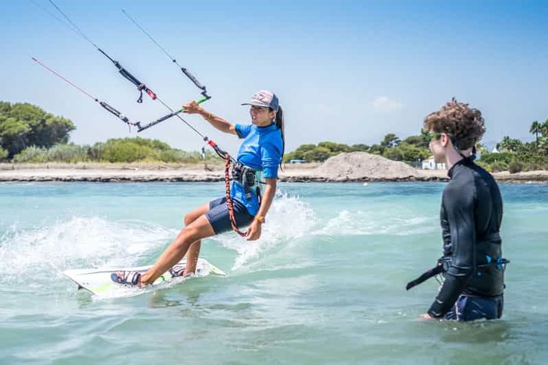 Billet Île de Djerba : Cours de kitesurf pour débutants
