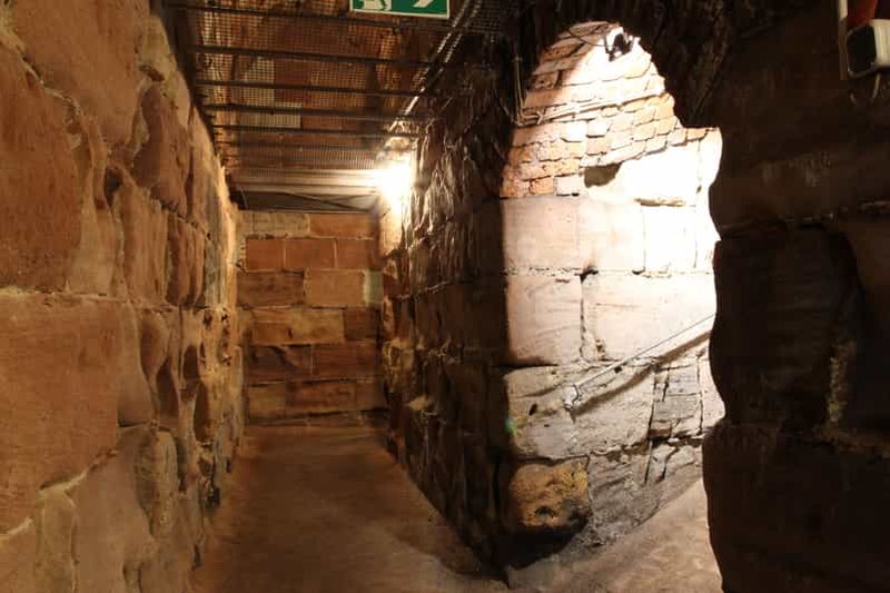 Billet Nuremberg : Visite des tunnels et passages secrets de la muraille de la ville