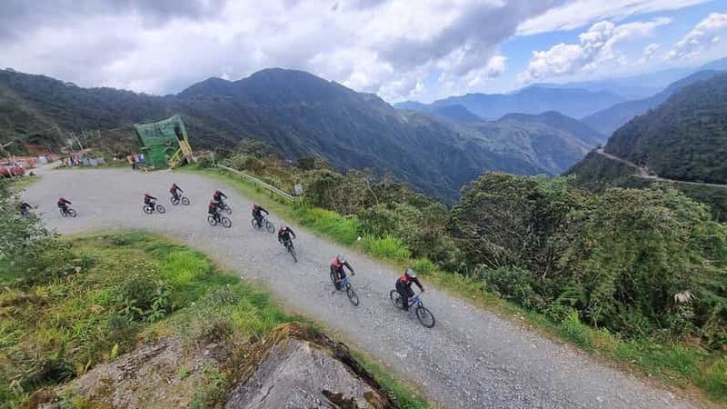 Billet La Paz : Excursion en VTT sur la Route de la Mort