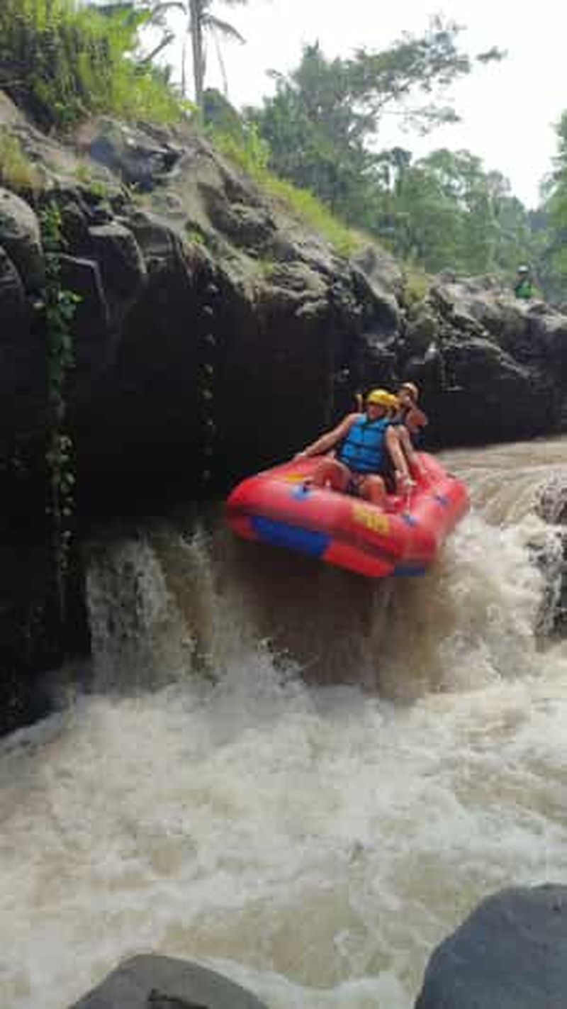 Billet Lombok : centre islamique, temple balinais et rafting