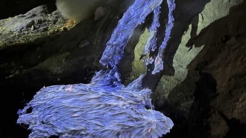 Billet Randonnée nocturne au cratère Ijen pour observer les flammes bleues