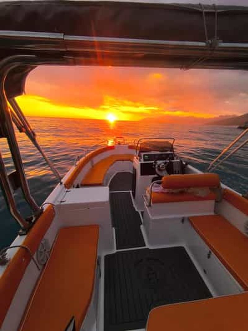 Billet Saranda : visite d'une jounée en bateau avec arrêts sur les plages et baignade