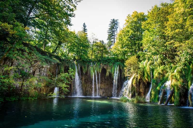 Billet Depuis Zagreb : transfert à Split et visite guidée des lacs de Plitvice