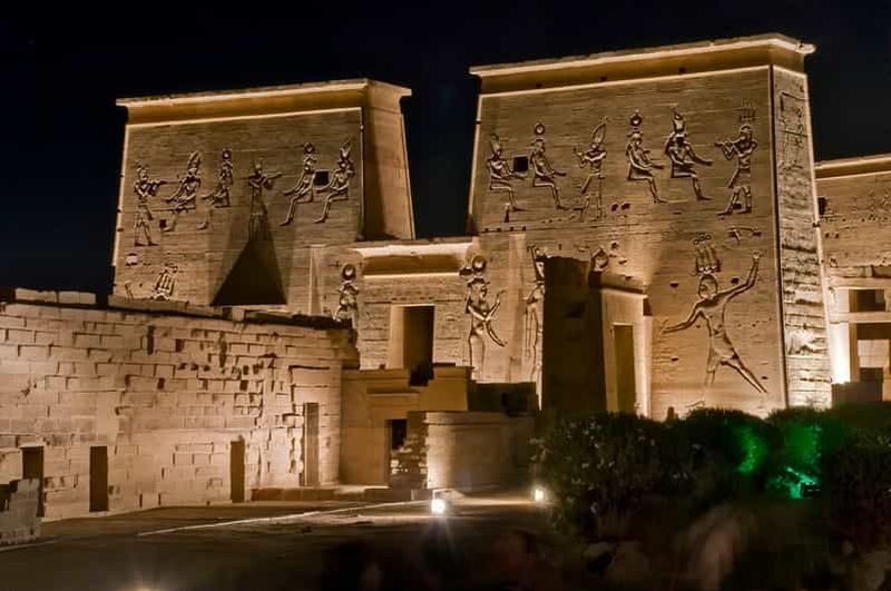 Billet Assouan : Spectacle son et lumière du temple de Philae avec frais d'entrée