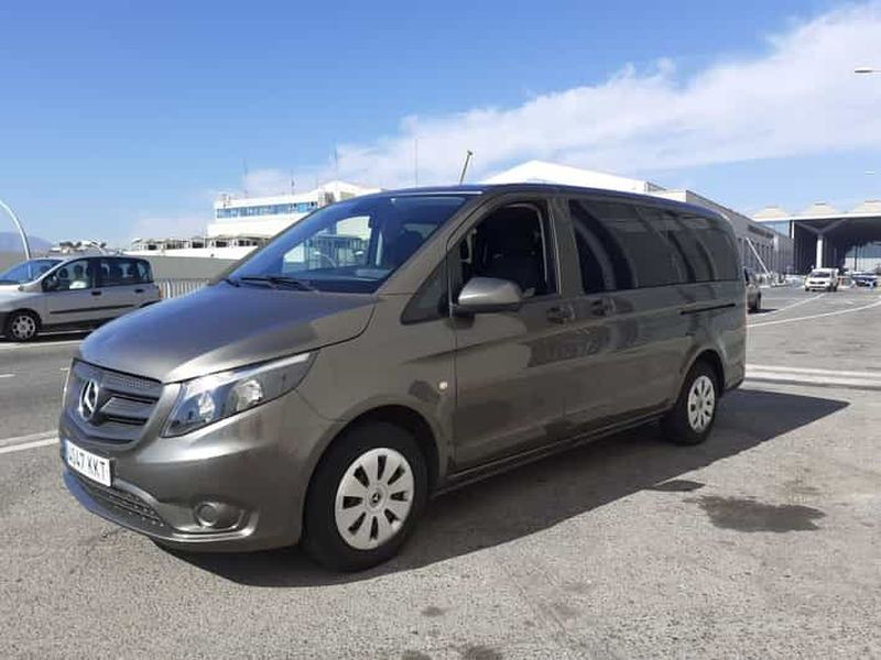 Billet Costa del Sol : Transfert privé aller simple de/vers l'aéroport de Malaga