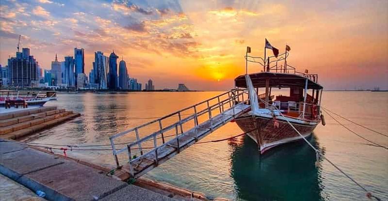 Billet Doha : croisière traditionnelle en boutre avec dîner arabe en option