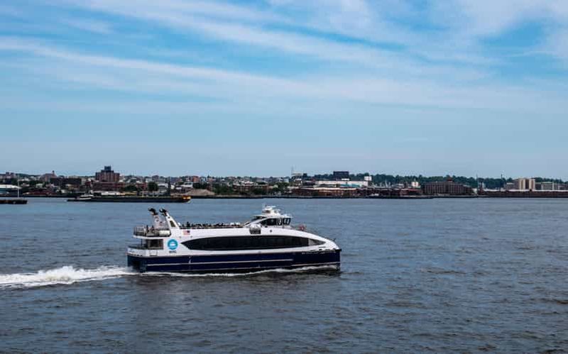 Billet New York : billet de ferry pour Governors Island et visite guidée