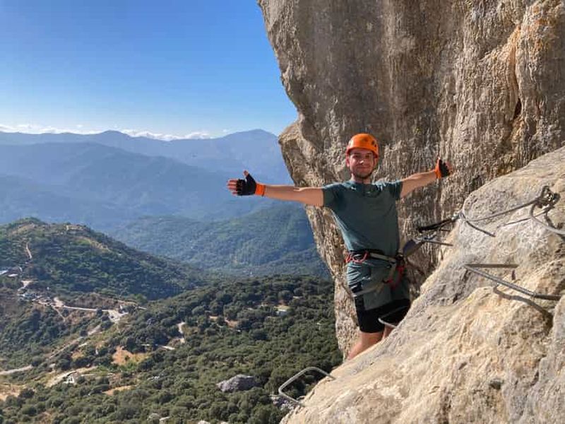 Billet Depuis Estepona : Tour d'escalade Vía Ferrata de Benalauria
