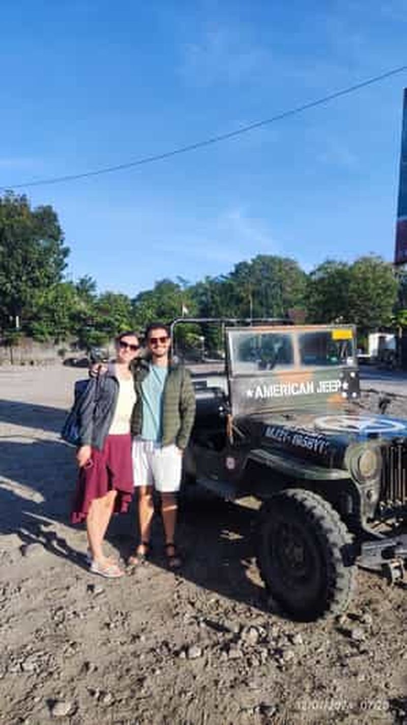 Billet Grotte de Pindul : descente en bouée sur la rivière souterraine avec un guide