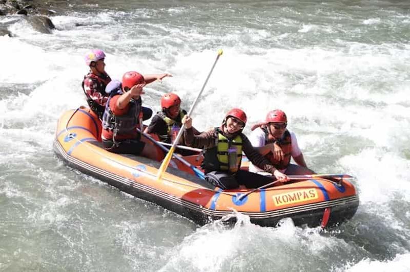 Billet Excursion d'une journée au volcan Merapi et en rafting sur la rivière Elo