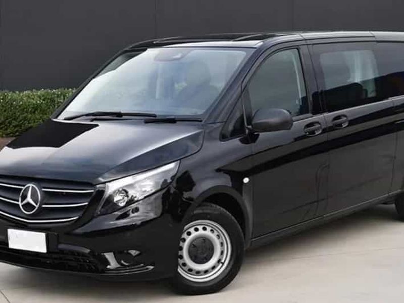 Billet Tbilissi : transfert aéroport et visite citadine privée