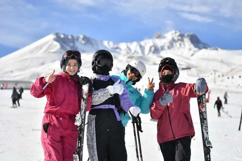 Billet Kayseri : excursion à ski à Erciyes avec équipement et entraîneur en option