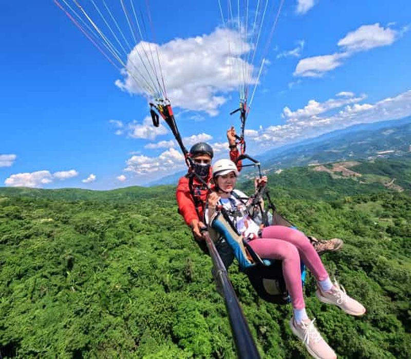 Billet Vol en parapente à Hanoï (transfert aller-retour depuis la ville)