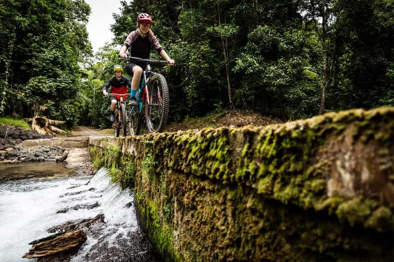 Billet Plage d'Uvita : Excursion en VTT dans la jungle et les cascades à Uvita