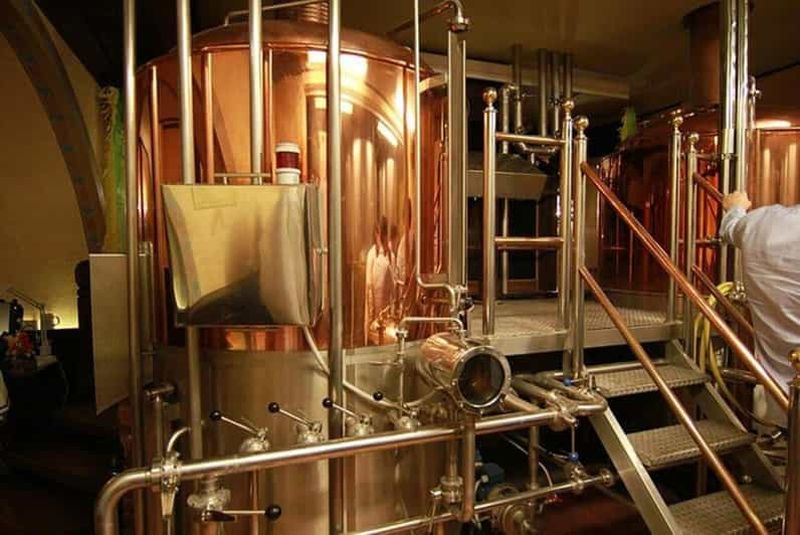 Billet Riga : visite privée d'une brasserie et dégustation de bière locale