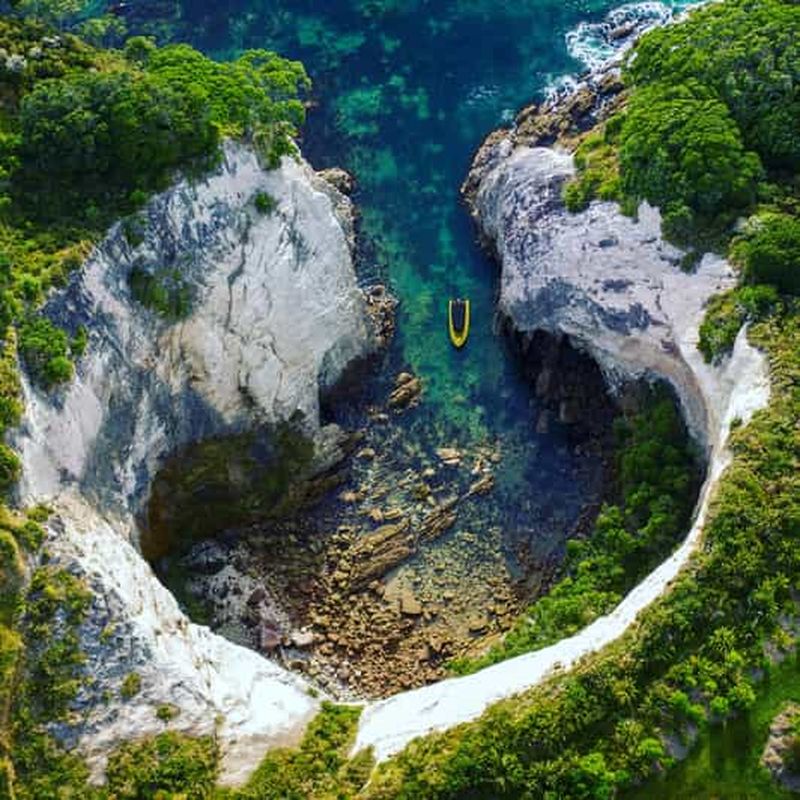 Billet Whitianga : croisière de 2 heures à Cathedral Cove et sur la côte volcanique