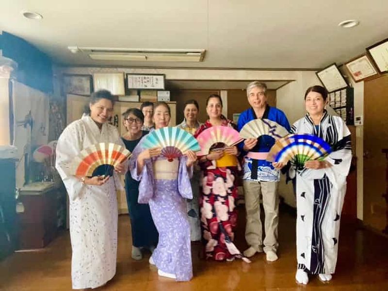 Billet Tokyo : cours de danse japonaise, kimono et souvenirs