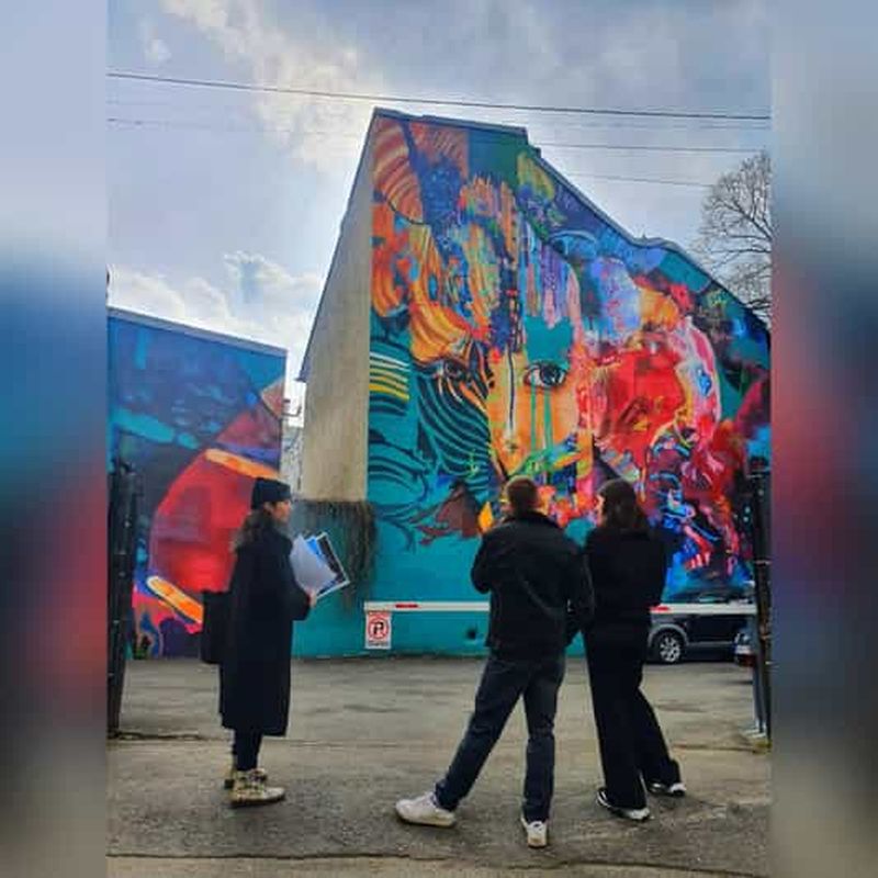 Billet Bucarest : Visite touristique alternative de 2,5 à 3 heures avec guide