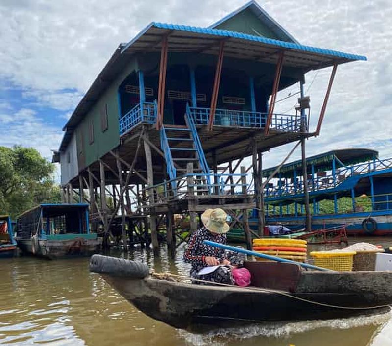 Billet Visite privative du village flottant de Kampong Phluk avec bateau et guide