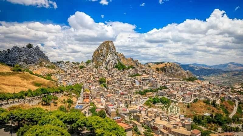 Billet Depuis Sciacca : visite privée de Caltabellotta avec dégustation de produits alimentaires