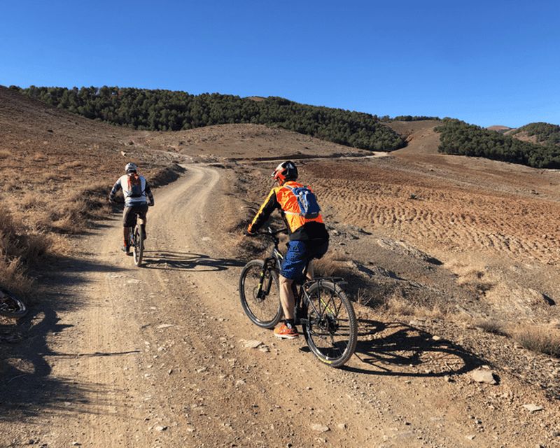 Billet Au départ de Marrakech : Excursion à vélo dans les montagnes de l'Atlas et les villages berbères
