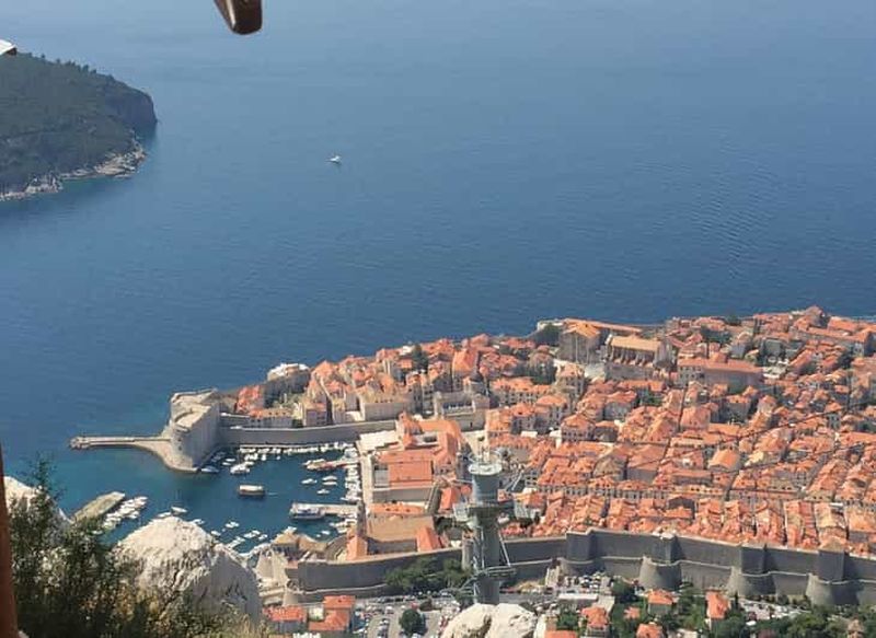 Billet Dubrovnik : randonnée au lever du soleil sur le mont Srđ + Yoga au lever du soleil au point de vue.