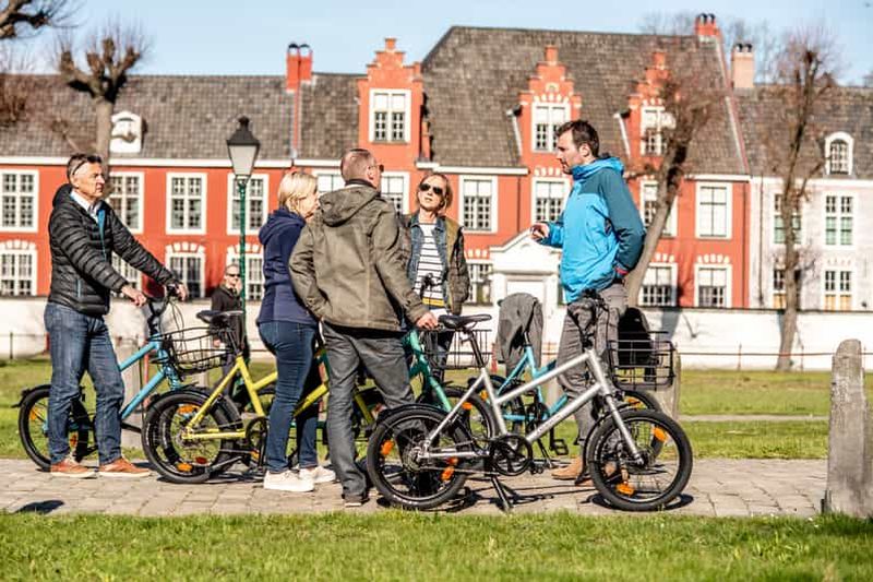Billet Gand : Visite guidée privée à vélo