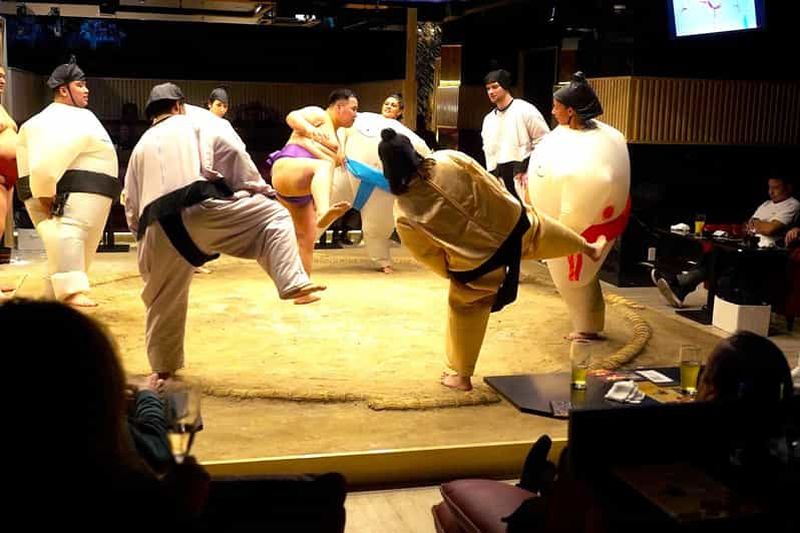 Billet Tokyo : spectacle de sumo de luxe, cuisine japonaise et boissons