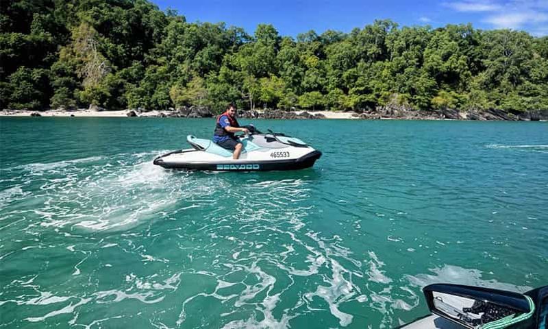 Billet Cairns : excursion d'une heure et demie en jet ski sur la côte