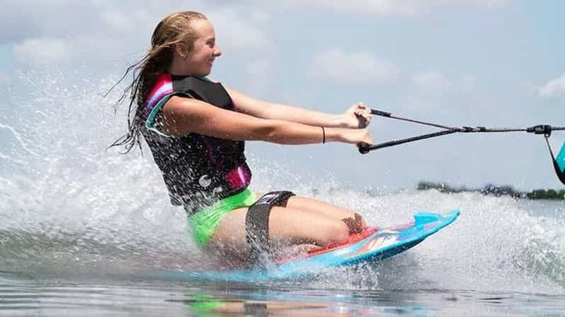 Billet Muscat : séance de wakeboard à la marina Al Mouj