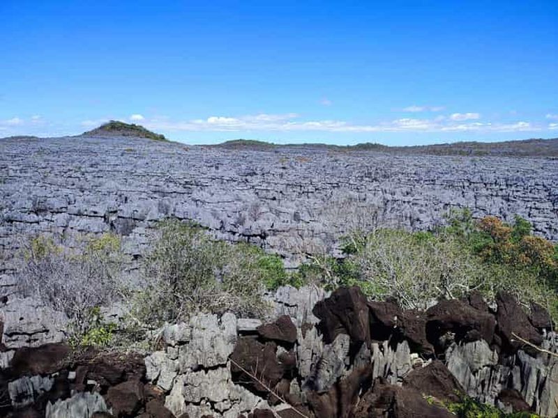 Billet Nosy Be : excursion de 3 jours dans le parc d'Ankarana avec baignade dans une cascade