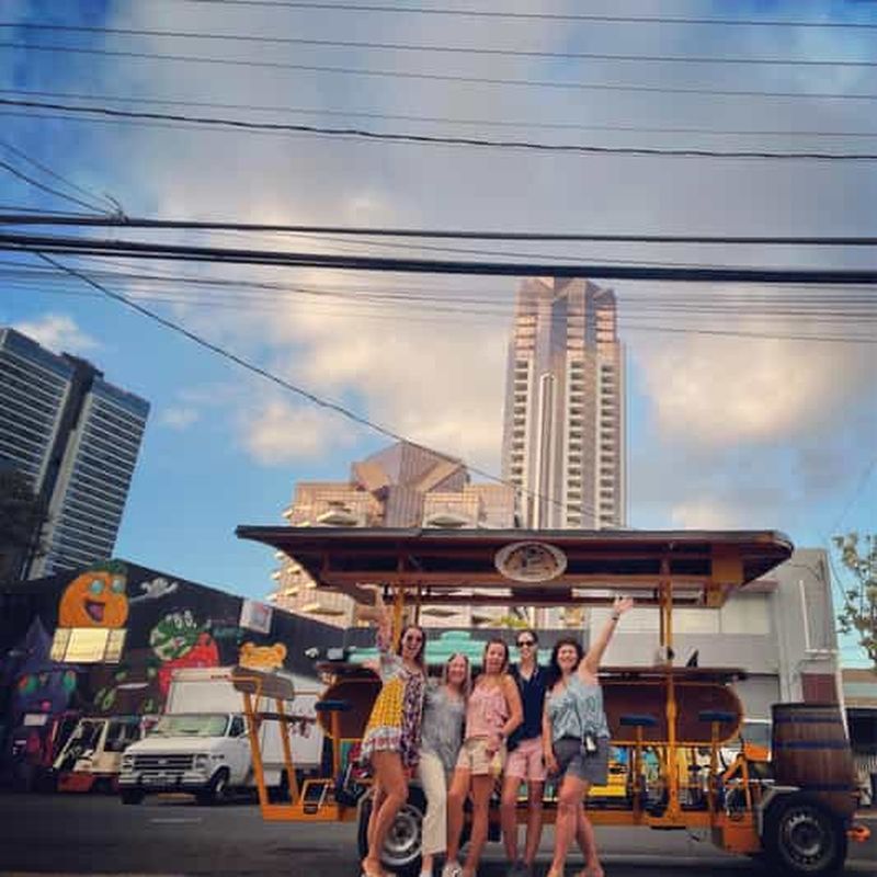 Billet Honolulu : visite de la brasserie Kaka'ako en vélo pour 15 passagers