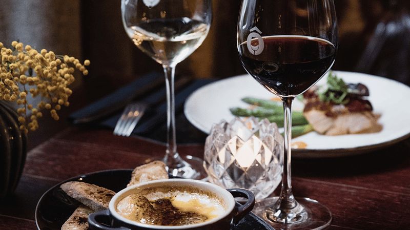 Billet Paris : Dîner avec sélection de vins personnalisés